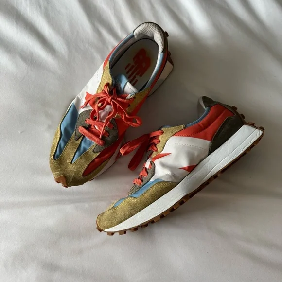 New Balance 327 'Wheat Field Red Clay' Sneaker - Picture 5 of 7